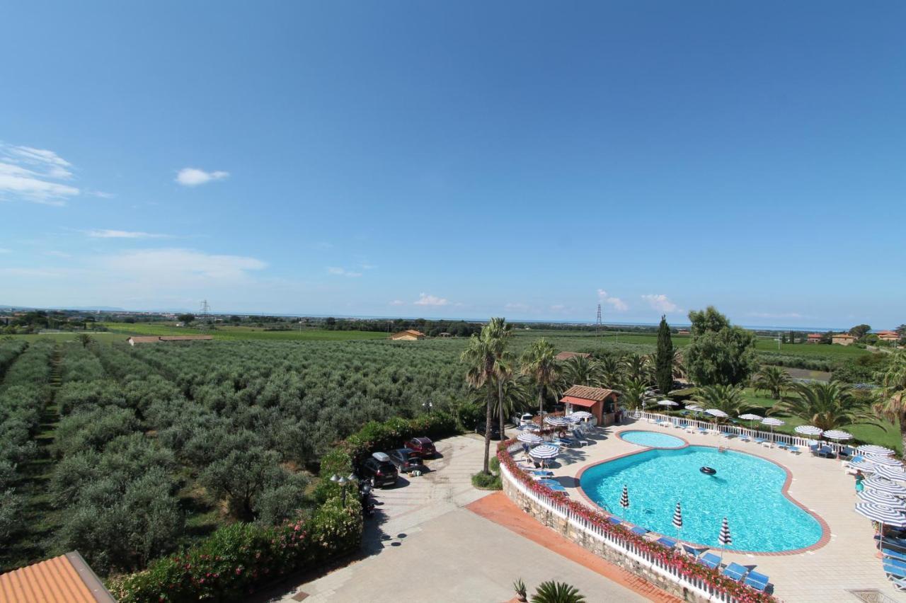 Agrihotel Elisabetta Collemezzano المظهر الخارجي الصورة