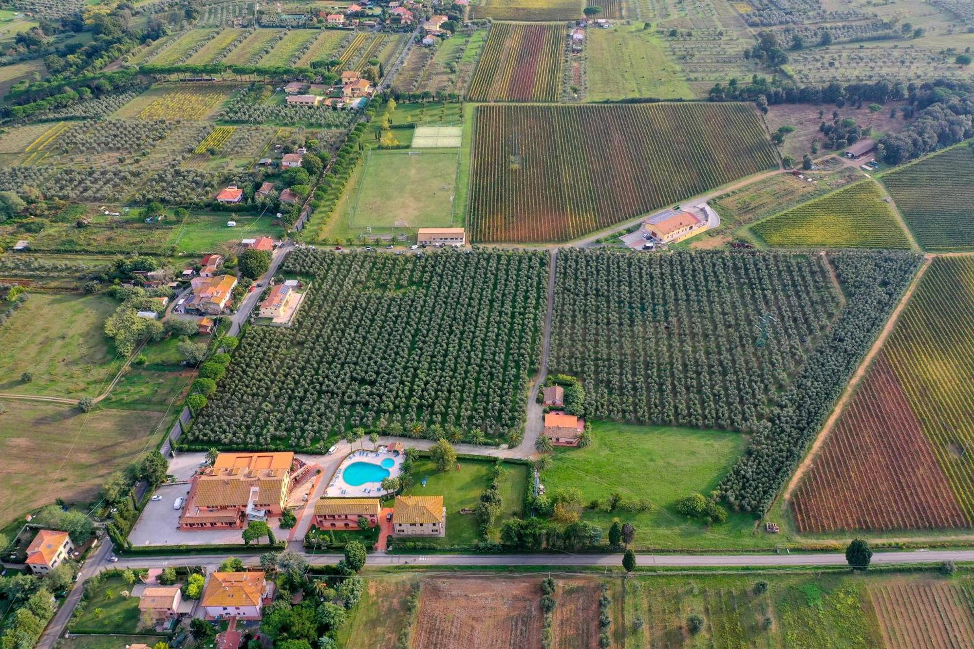 Agrihotel Elisabetta Collemezzano المظهر الخارجي الصورة
