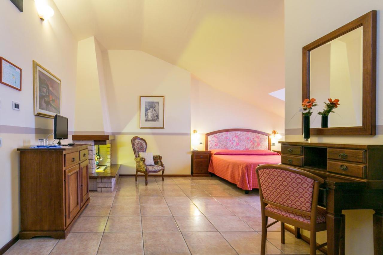 Agrihotel Elisabetta Collemezzano المظهر الخارجي الصورة